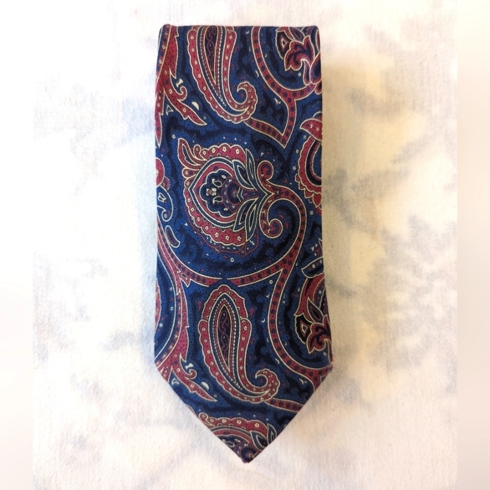 Cricketeer blue and red paisley print silk tie Corporate Office Business